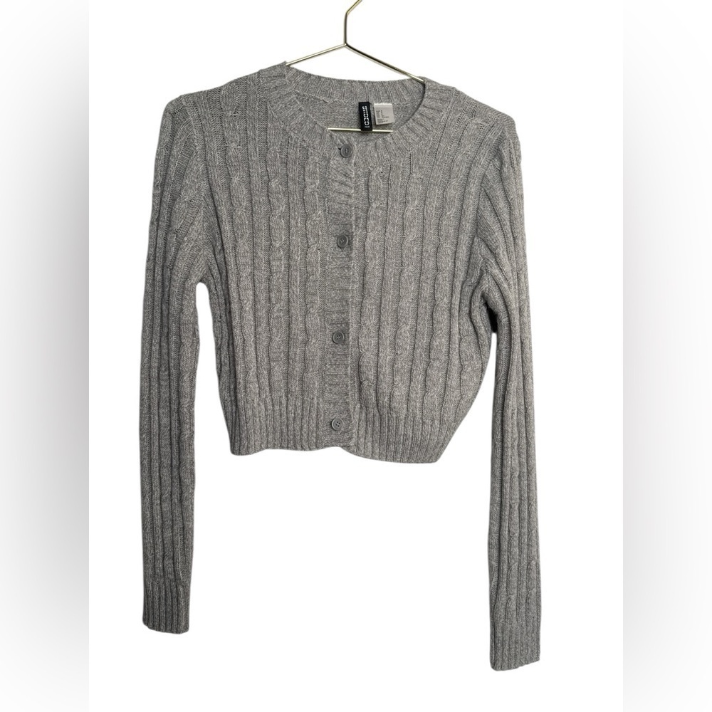 H&M Light Gray Knit Cardigan